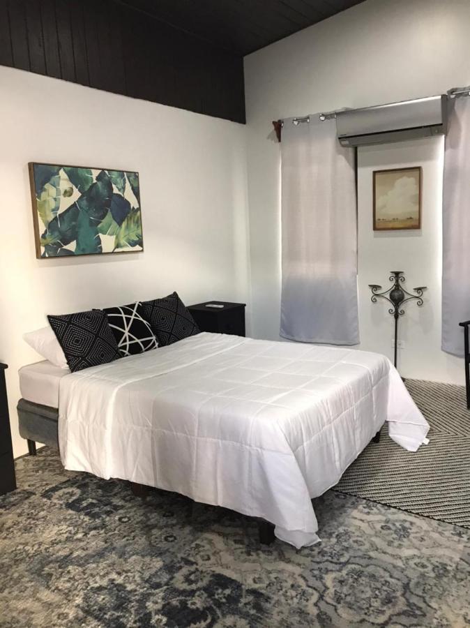 Hotel Cañas エクステリア 写真