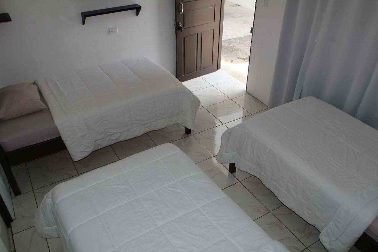 Hotel Cañas エクステリア 写真