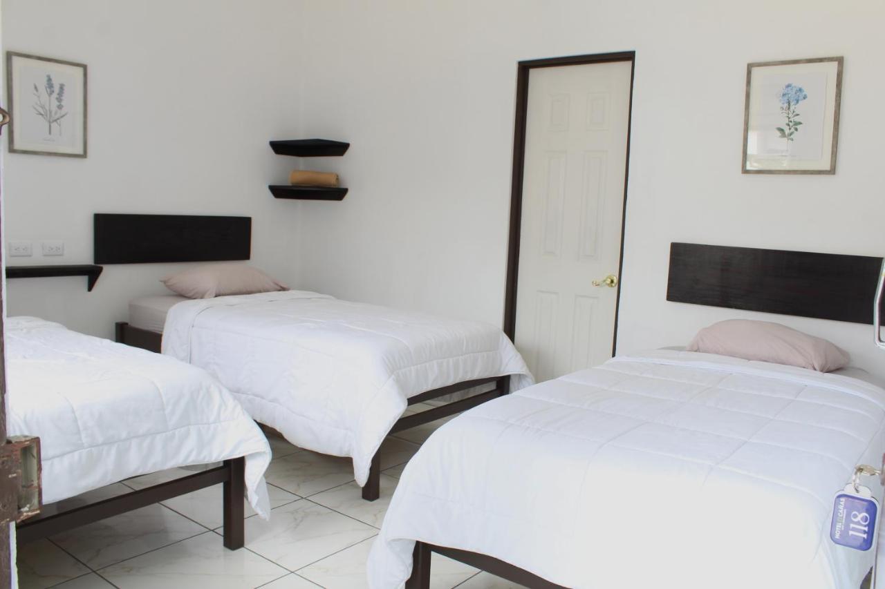 Hotel Cañas エクステリア 写真
